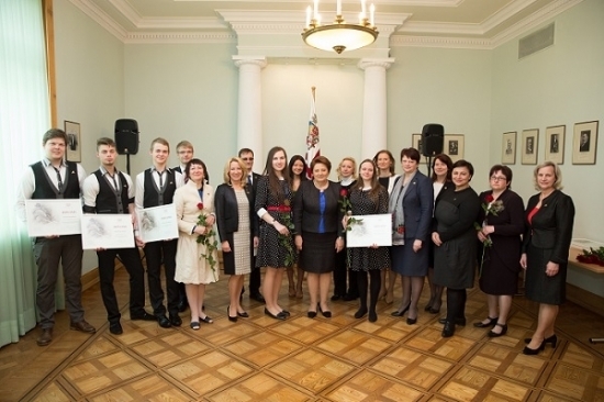 Ministru prezidente sveic konkursa EuroSkills 2014 izcilākos Latvijas jauniešus