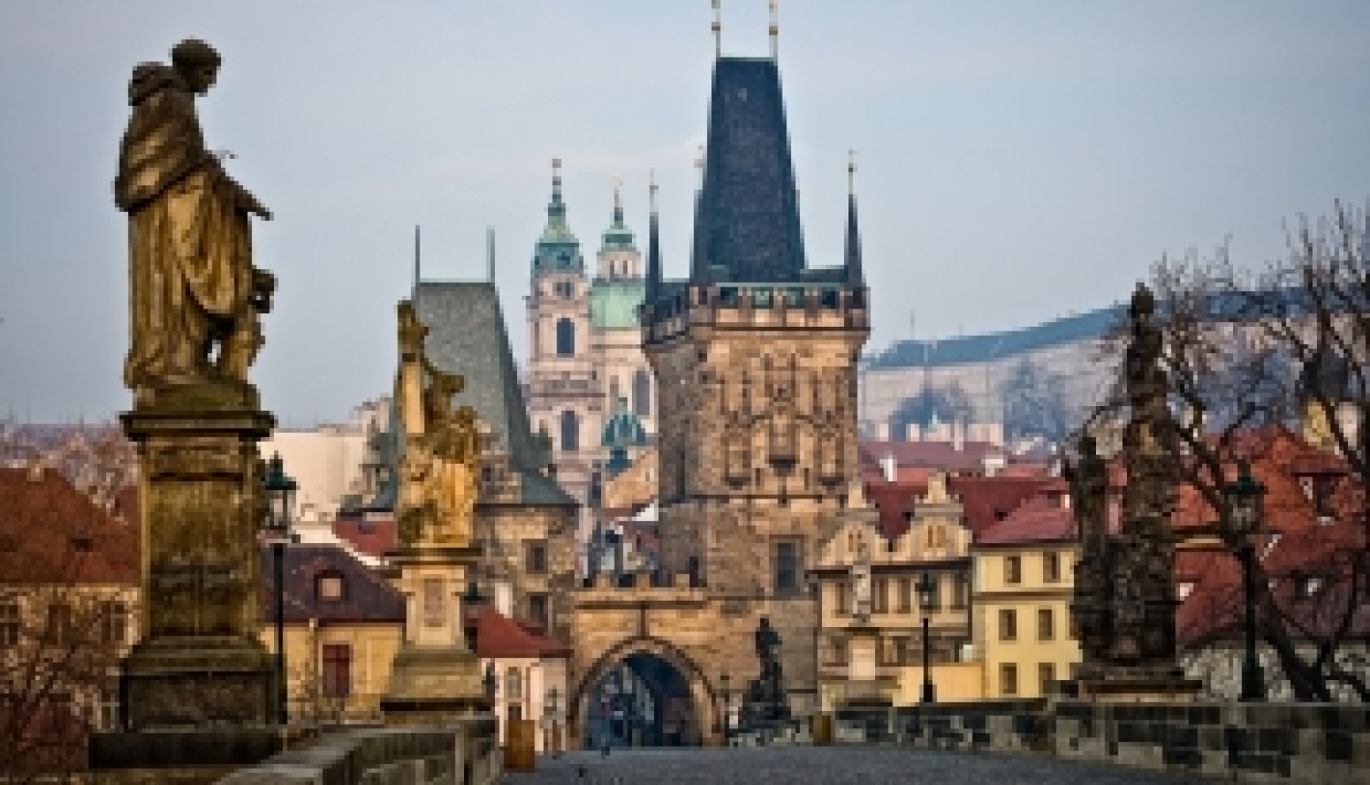 Iespēja pieteikties Čehijas valdības stipendijām čehu valodas vasaras kursiem