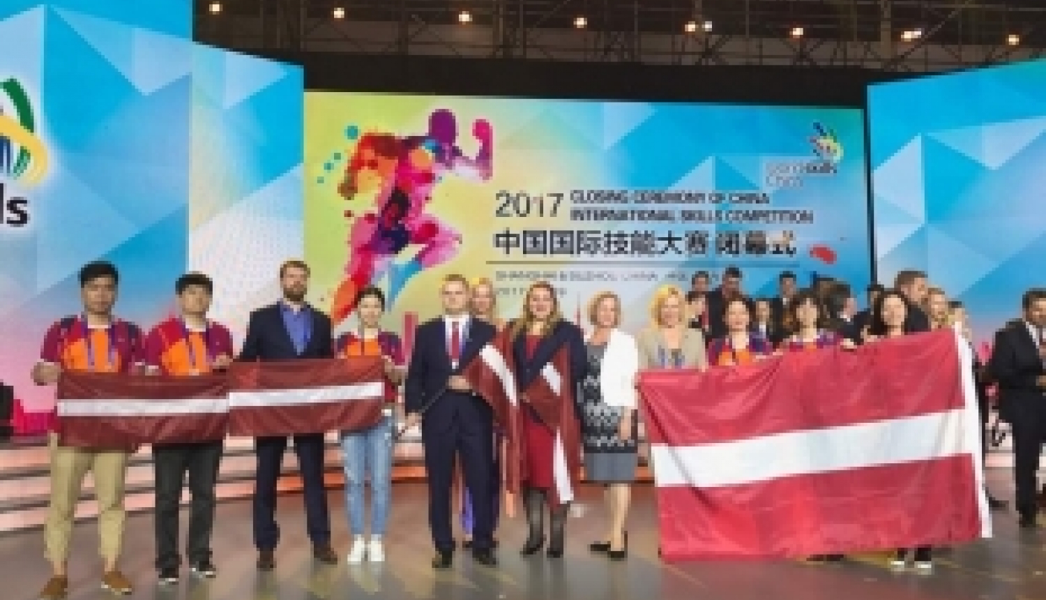 Latvijas konkursanti gūst pieredzi starptautiskajā prasmju konkursā Ķīnā