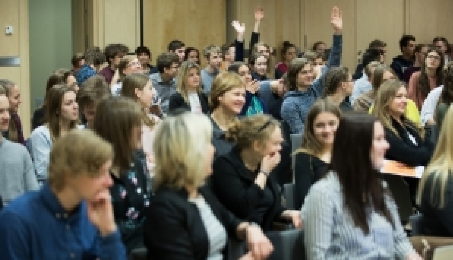 Aicinām jauniešus piedalīties forumā par zinātni Latvijā